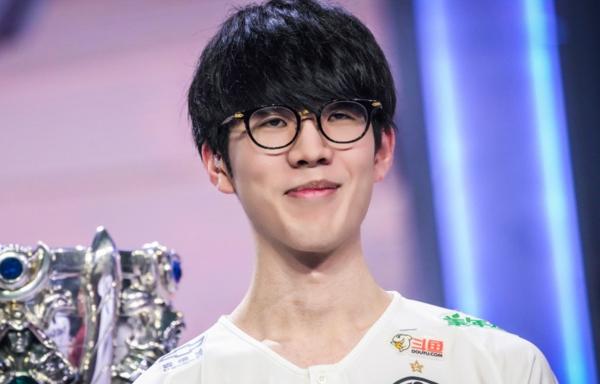 Astralis , aurora , 和 Heroic 在 PGL Masters Bucharest 2025 小组赛第二轮中获胜